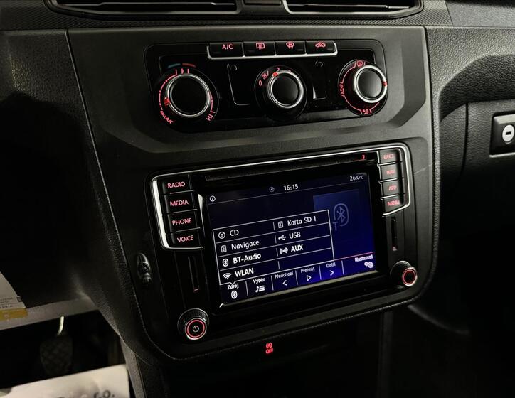 Volkswagen Caddy 26