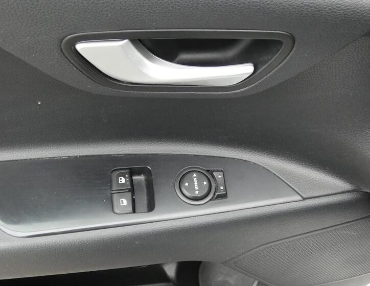 KIA Rio 9
