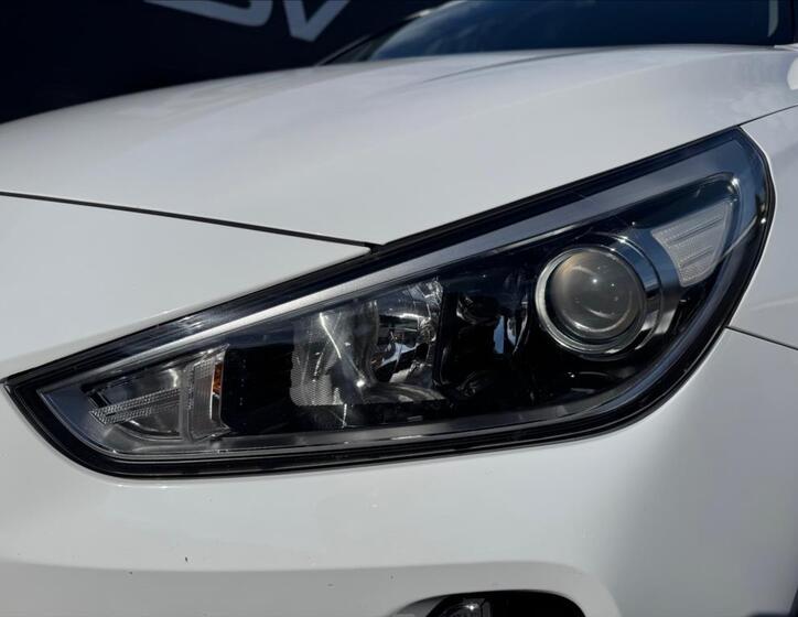 Hyundai i30 22