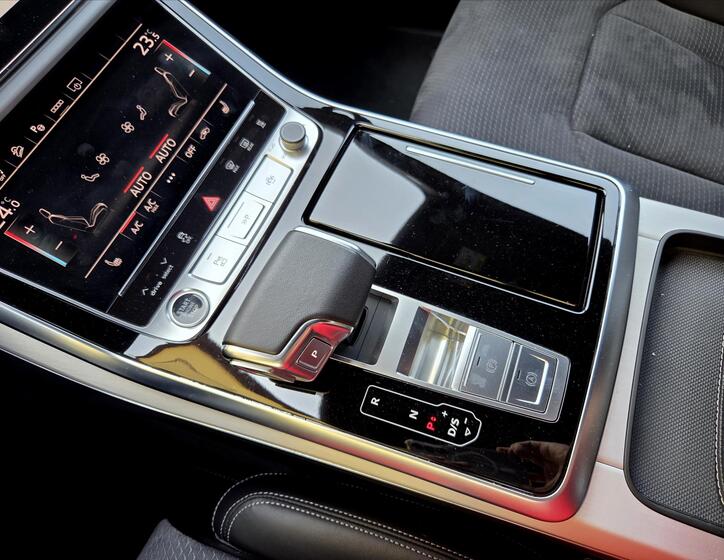 Audi Q7 16