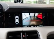 Porsche Taycan 12