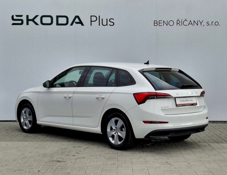 Škoda Scala 10