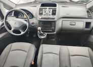 Mercedes-Benz Vito 12