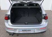 Volkswagen Golf 11