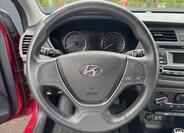 Hyundai i20 16