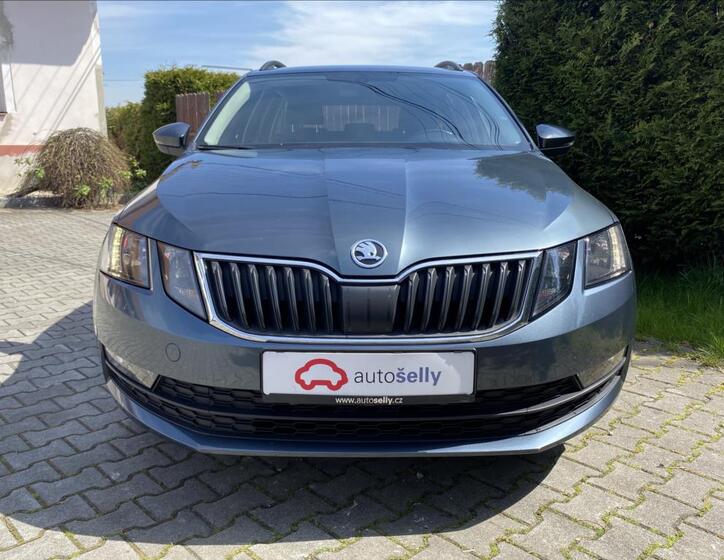 Škoda Octavia 9