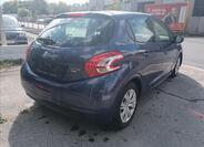 Peugeot 208 10