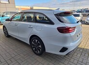 KIA Ceed 4