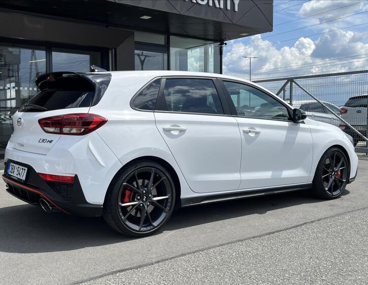 Hyundai i30 4