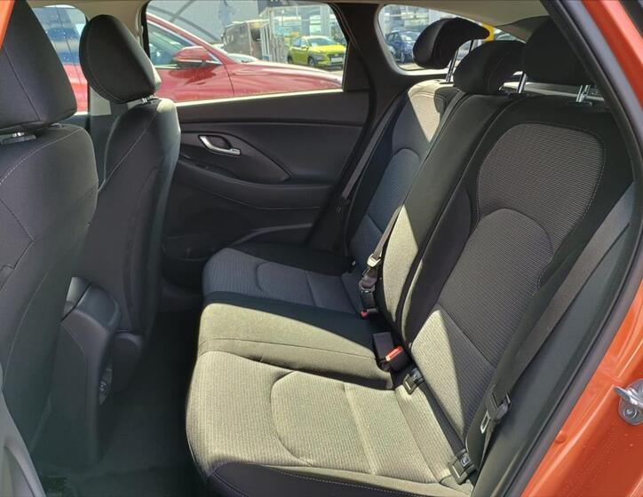 Hyundai i30 10
