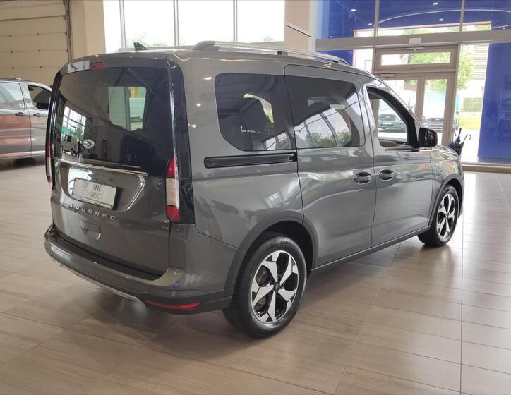Ford Tourneo Connect 5