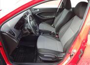 Hyundai i20 16