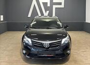 Toyota Avensis 2