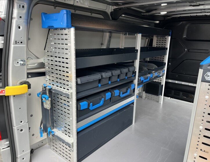 Ford Transit Custom 18
