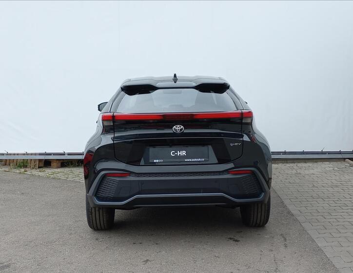 Toyota C-HR 6