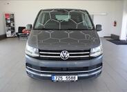 Volkswagen Multivan 2