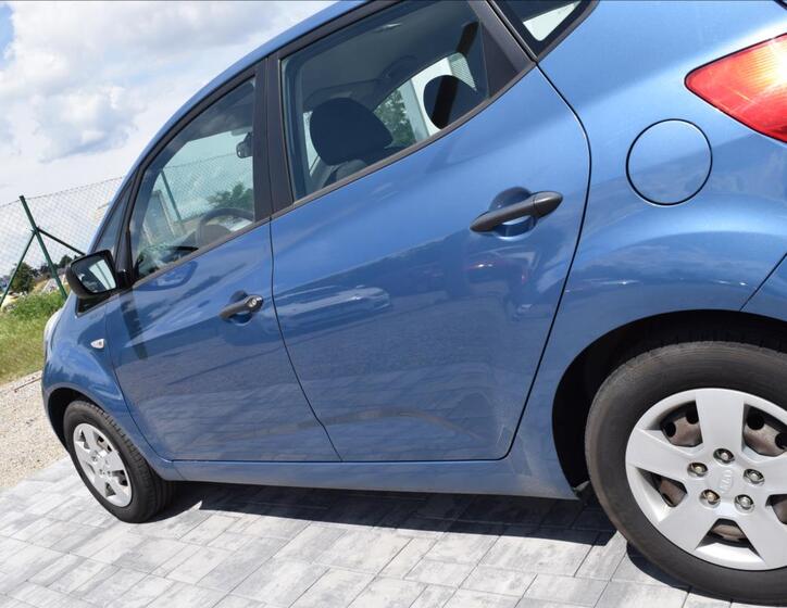 KIA Venga 11