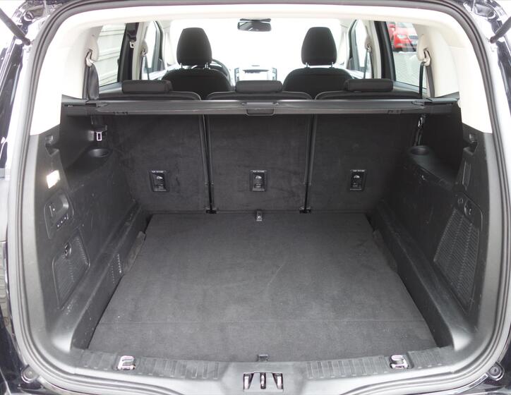 Ford S-MAX 13