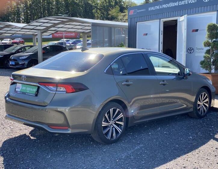 Toyota Corolla 7