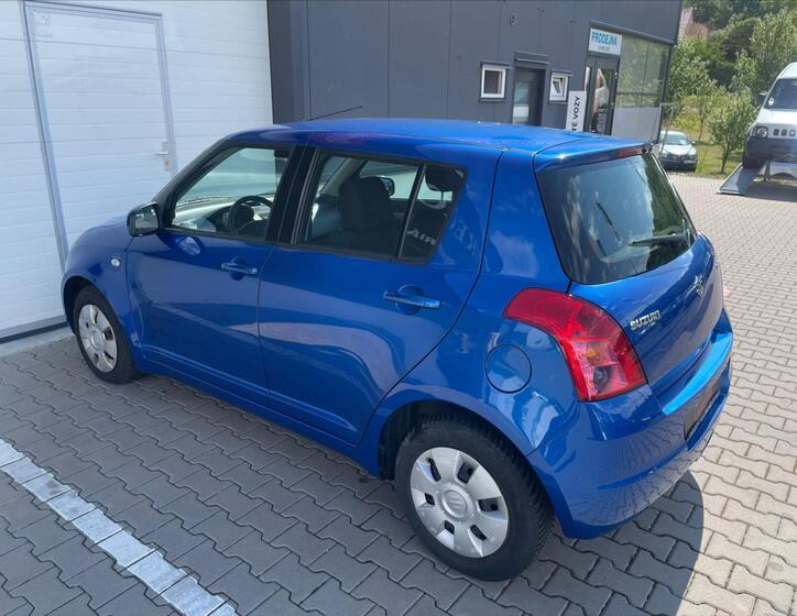 Suzuki Swift 4