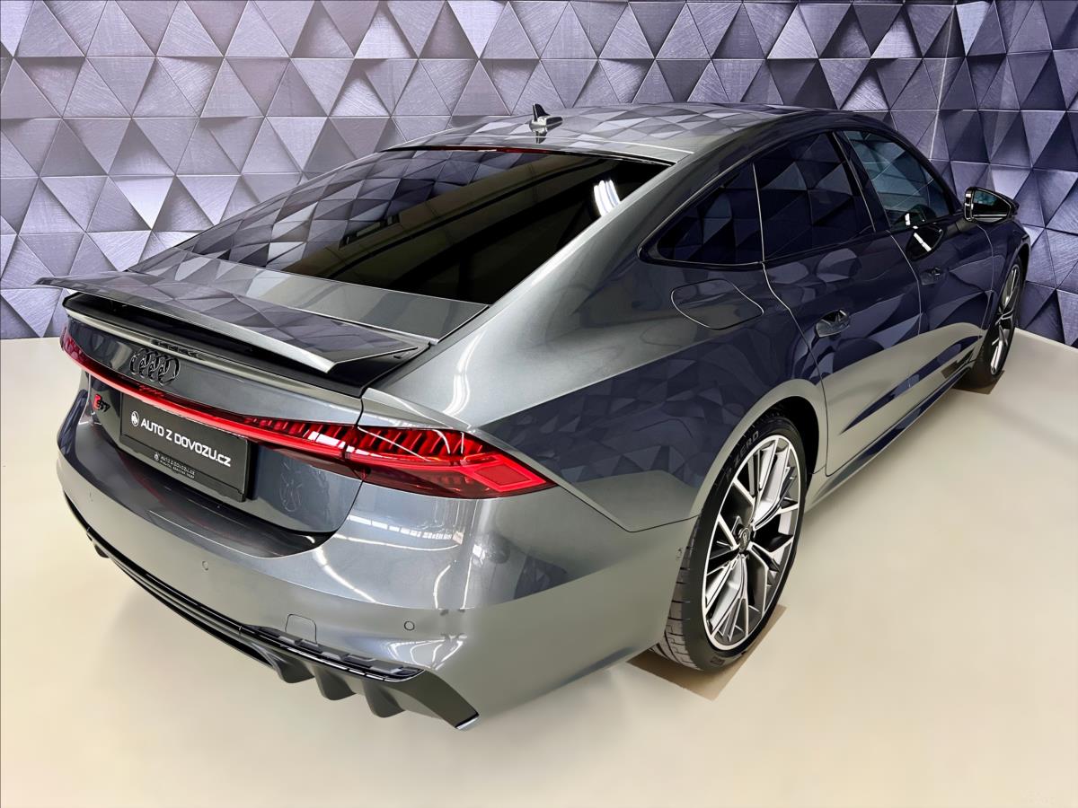 Audi S7