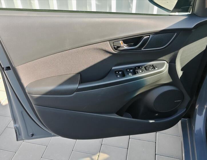 Hyundai Kona 16