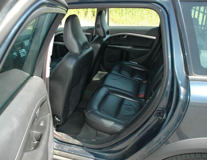 Volvo XC70 10