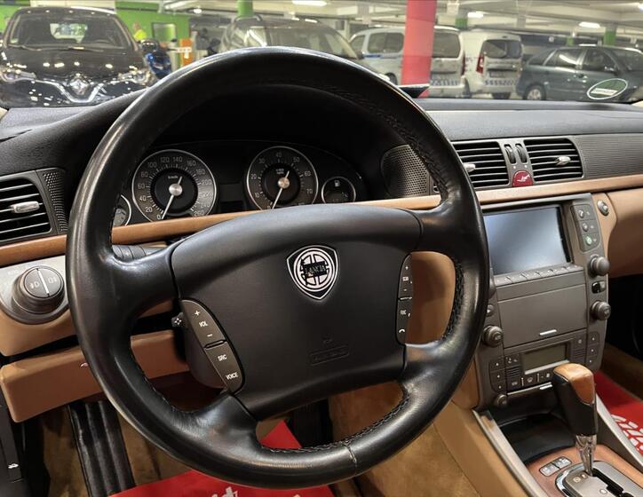 Lancia Thesis 16