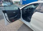 Mercedes-Benz CLA 8