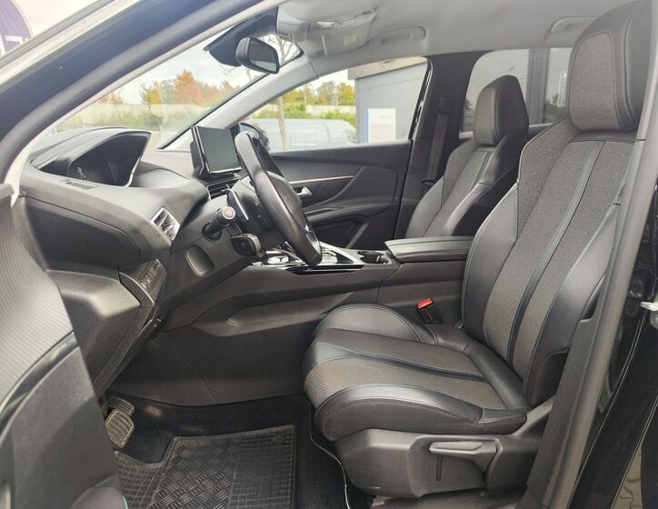 Peugeot 3008 13