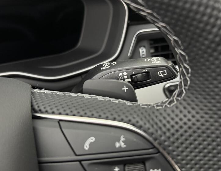 Audi A4 14