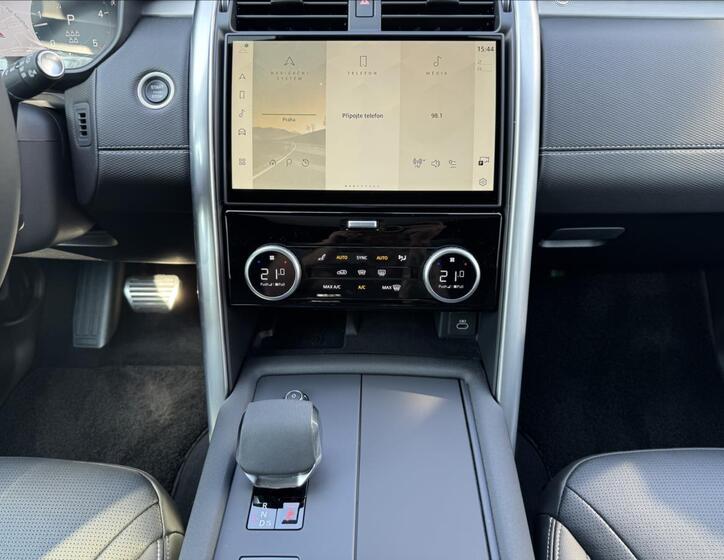 Land Rover Discovery 15