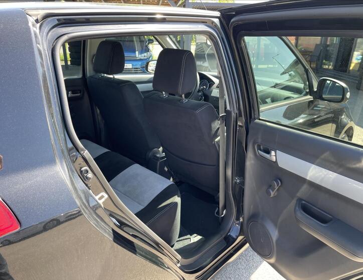 Suzuki Swift 24