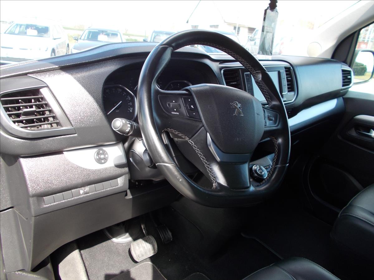 Peugeot Traveller