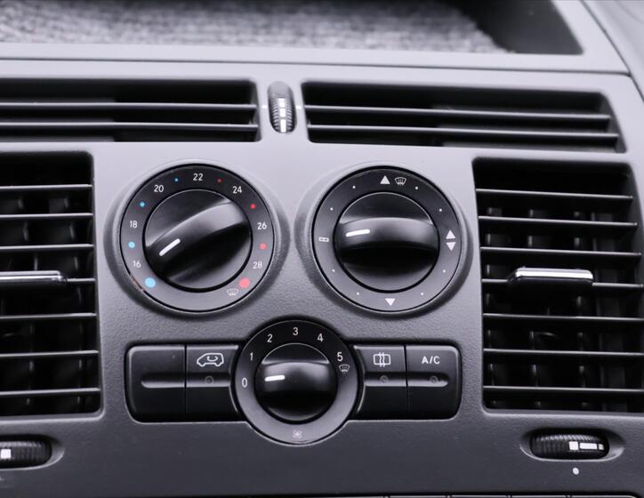 Mercedes-Benz Vito 22