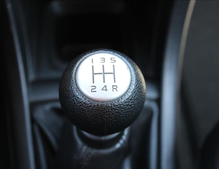 Suzuki Swift 21