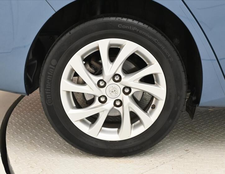 Toyota Auris 29