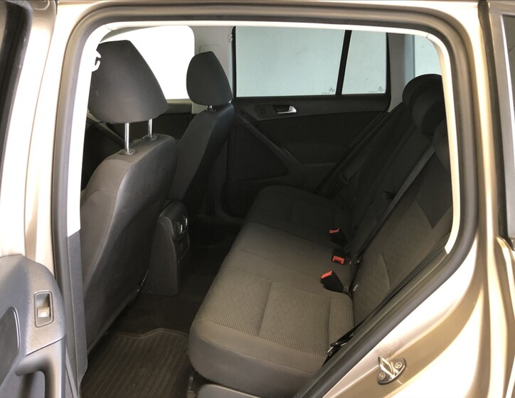 Volkswagen Tiguan 10