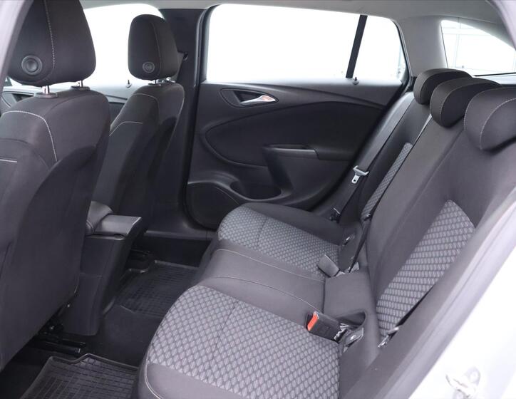 Opel Astra 15