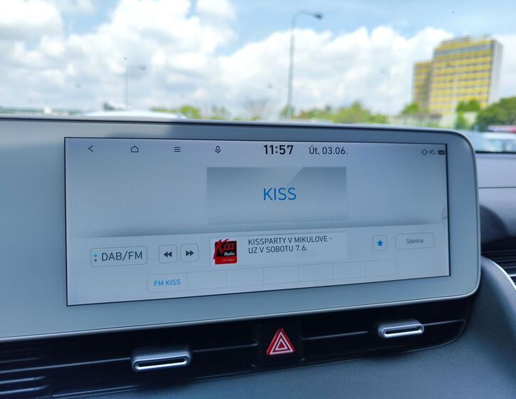 Hyundai IONIQ 22