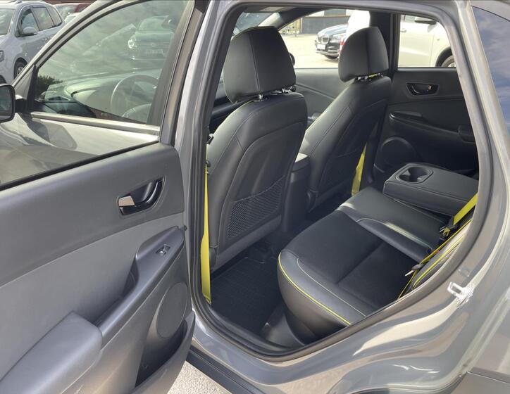 Hyundai Kona 25