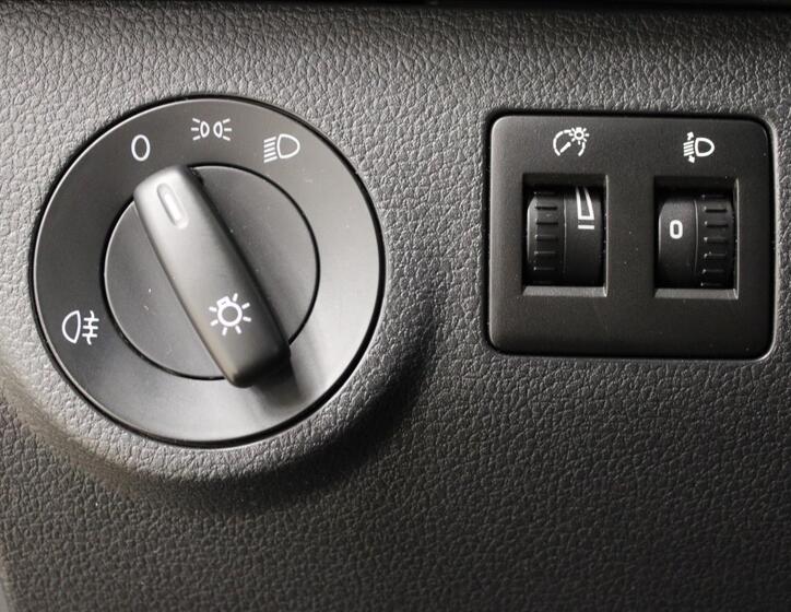Volkswagen Caddy 16