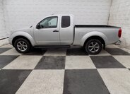 Nissan Navara 2
