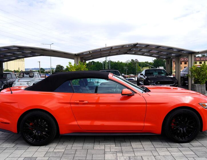 Ford Mustang 7