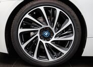 BMW i8 17