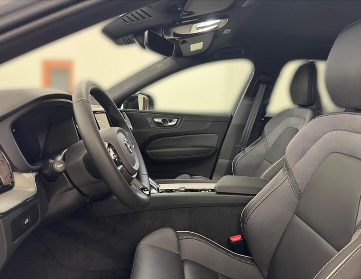 Volvo XC60 7