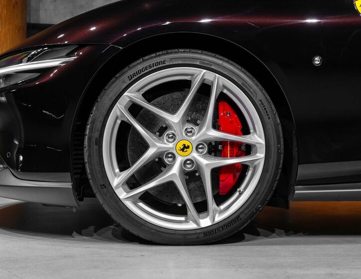 Ferrari Roma 3