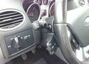 Ford Focus 14