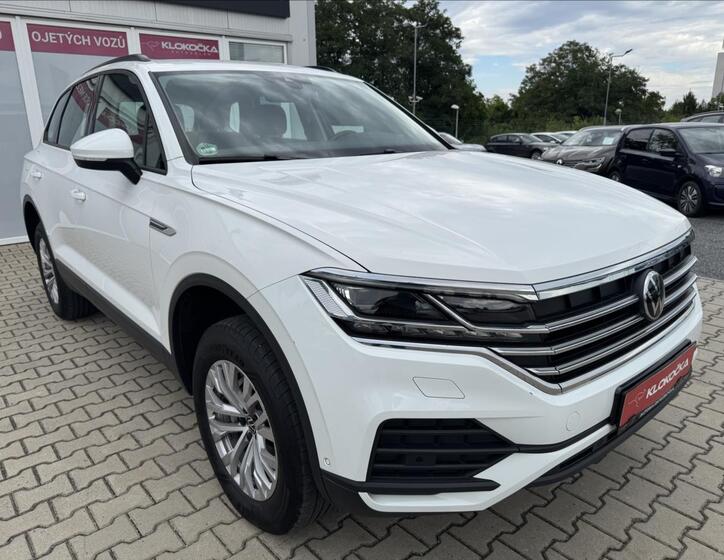 Volkswagen Touareg 9