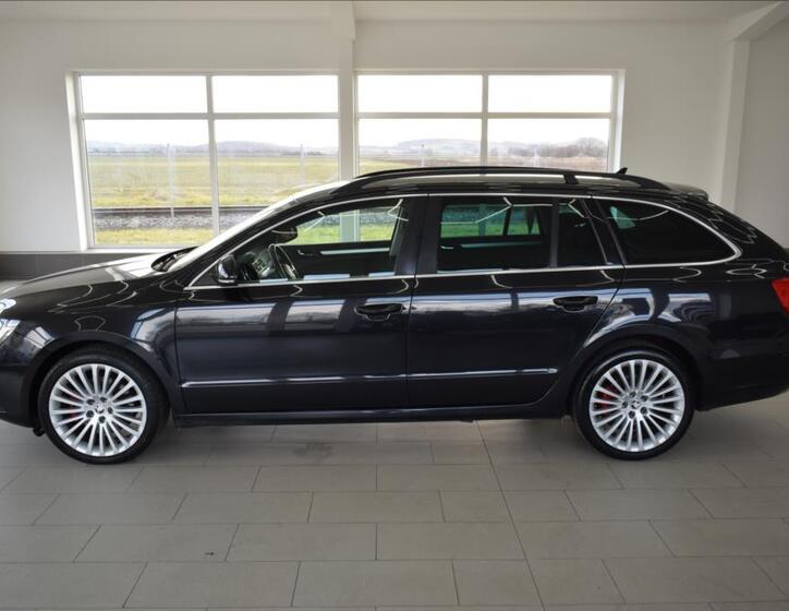 Škoda Superb 5
